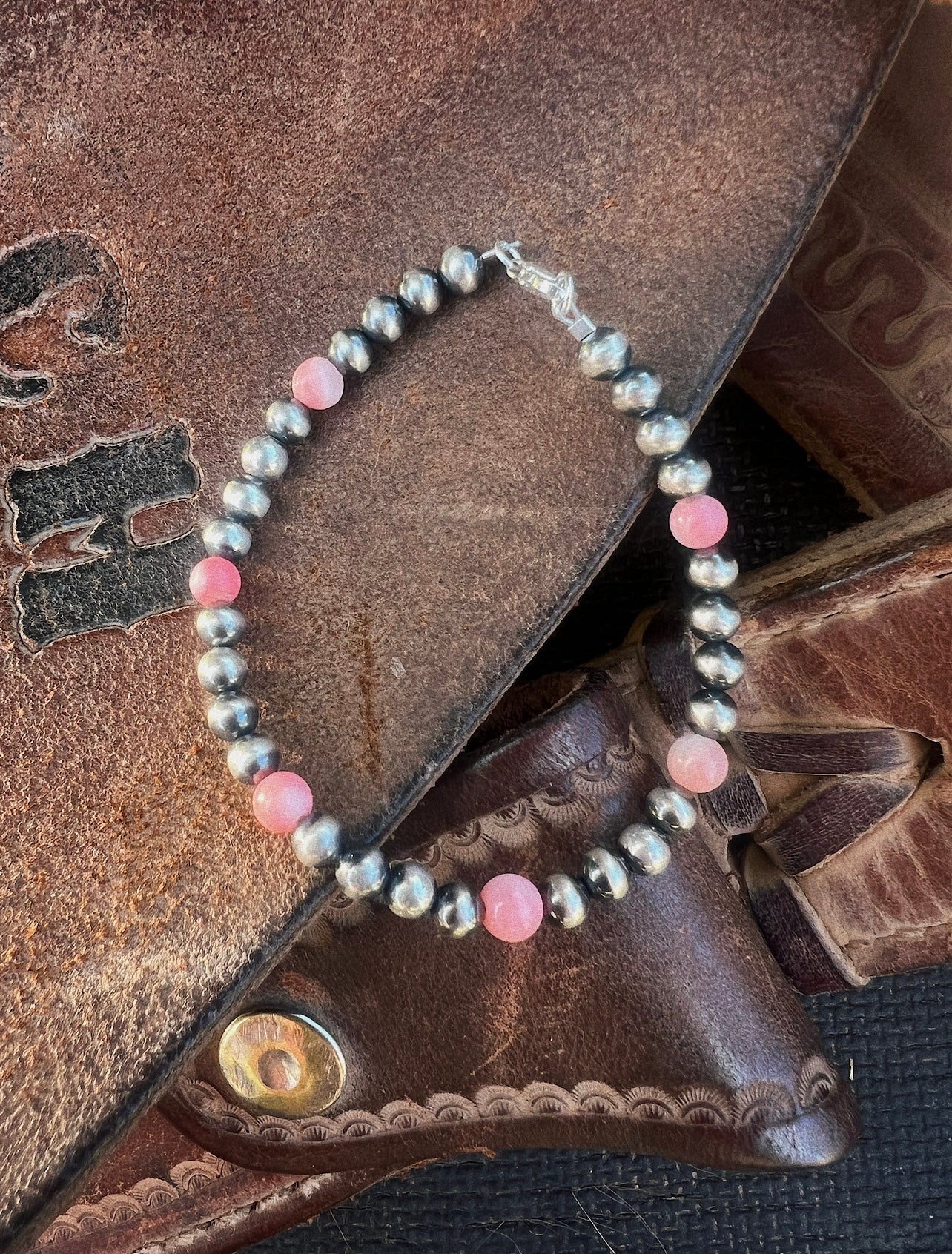 5mm Pink Conch Bracelet